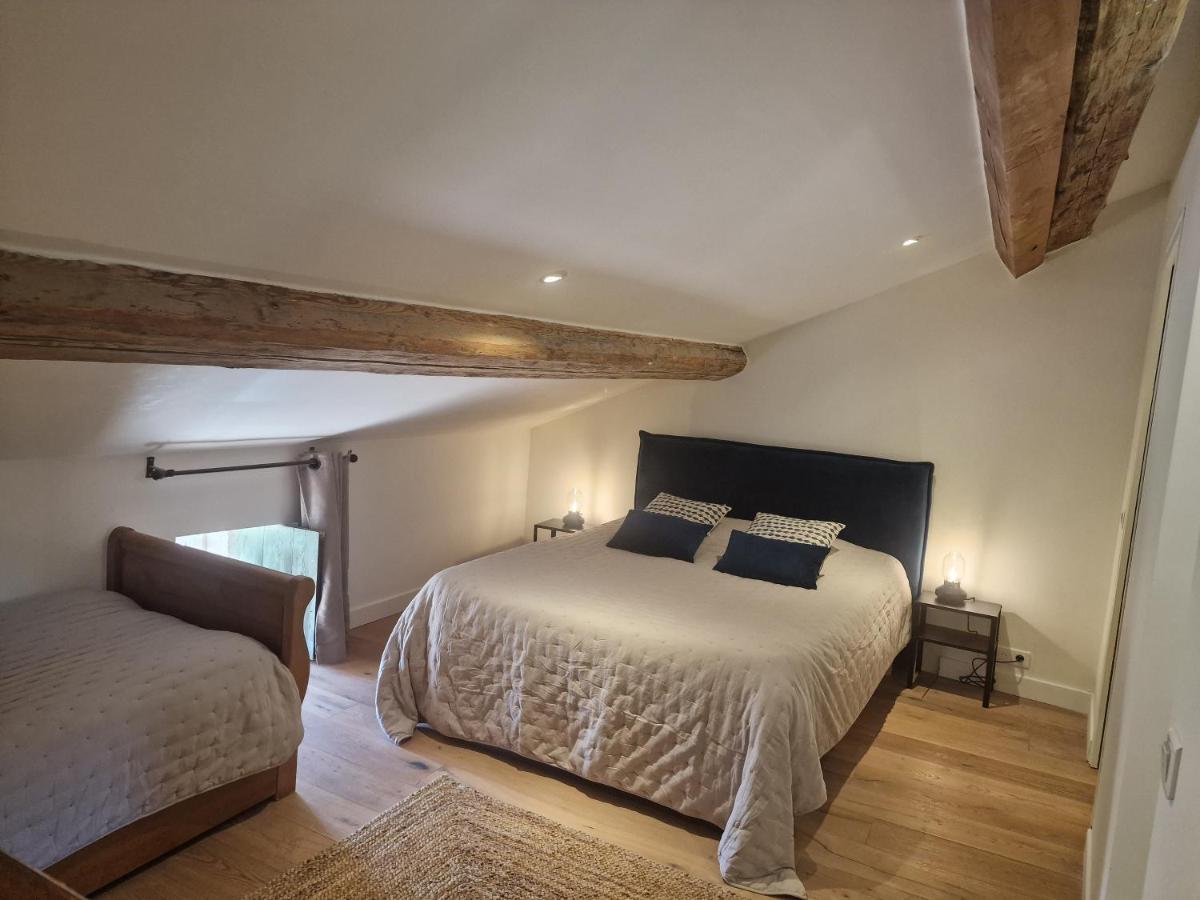 Domaine Du Mas Foucray Aparthotel Ле Бо дьо Прованс Екстериор снимка