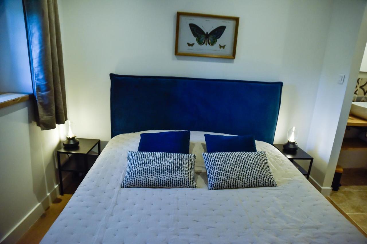 Domaine Du Mas Foucray Aparthotel Ле Бо дьо Прованс Екстериор снимка