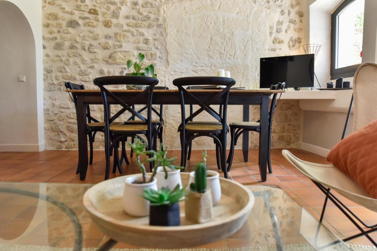 Domaine Du Mas Foucray Aparthotel Ле Бо дьо Прованс Екстериор снимка