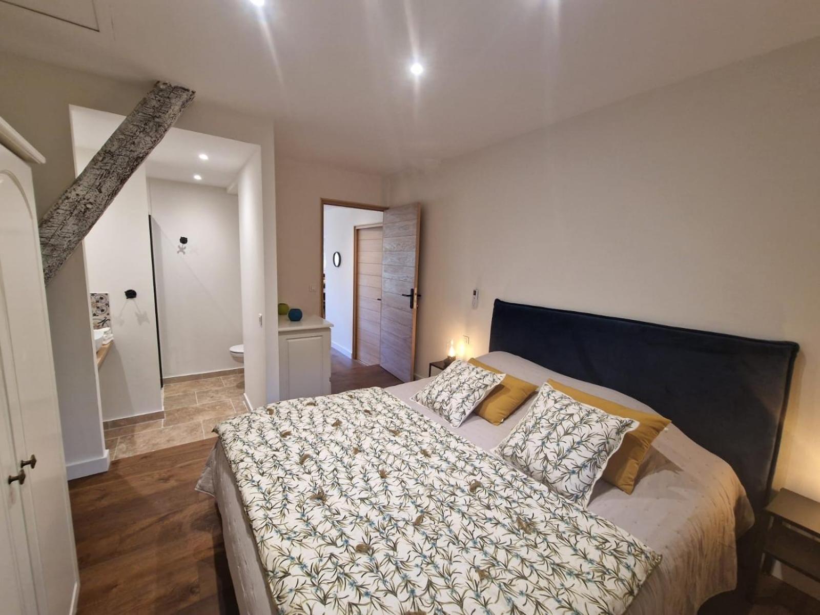 Domaine Du Mas Foucray Aparthotel Ле Бо дьо Прованс Екстериор снимка